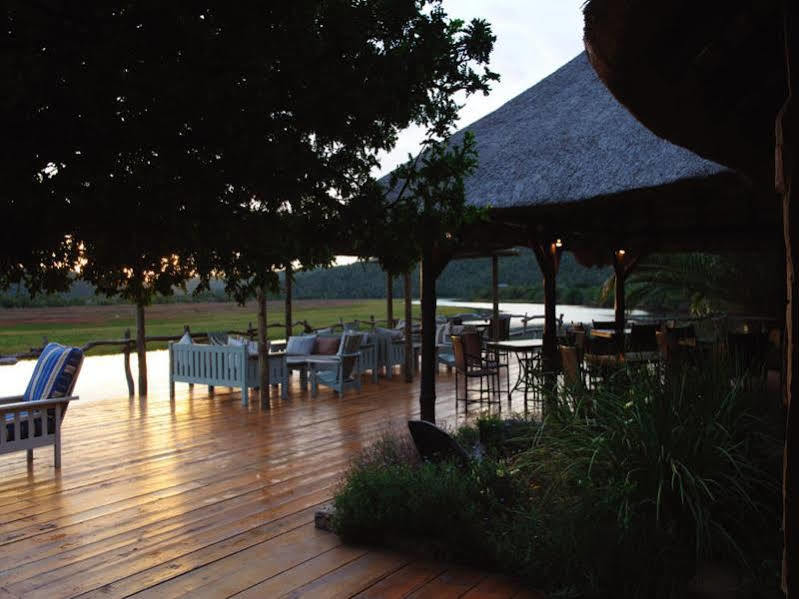 Kariega Game Reserve River Lodge Kenton on Sea Exterior photo